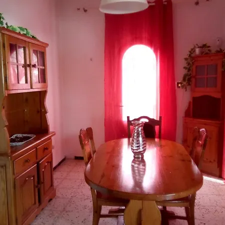 Holiday Calle Alamo Guatiza